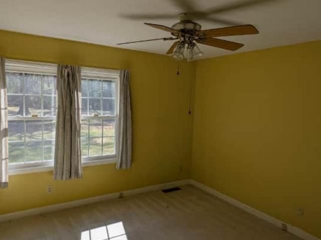 2832 Long Ave.  Photo 9