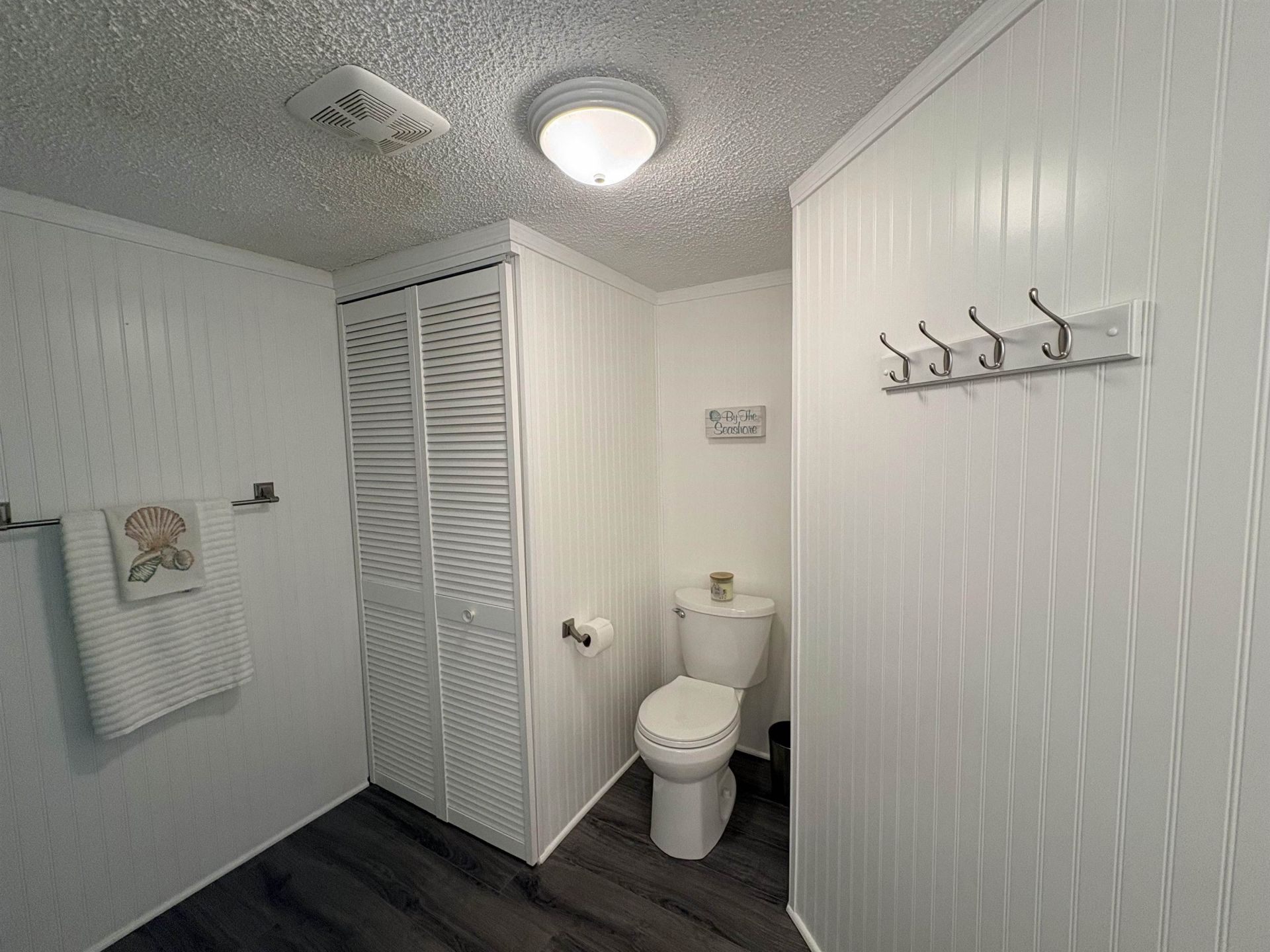 1567 Park Ln. Photo 13