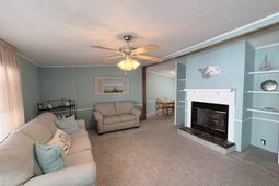 1567 Park Ln. photo 4