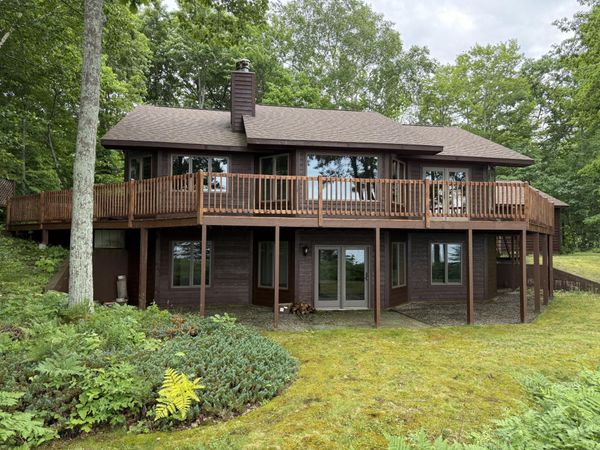 13406 W Lakeshore DR, Brimley/Bay Mills, MI 49715