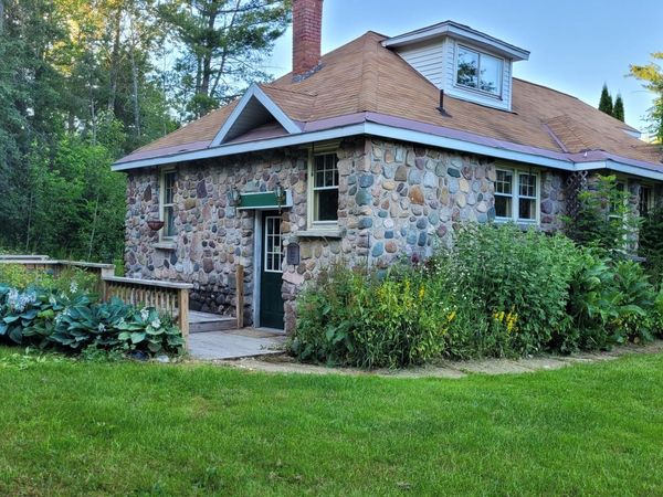 3840 S Rocky Bottom Creek RD, Sugar Island, MI 49783