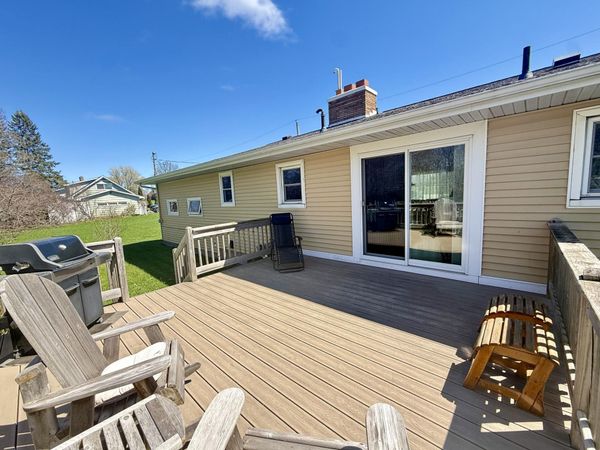 624 Washington WAY, Sault Ste Marie, MI 49783