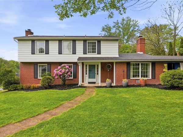 116 Hawthorne Dr, Pittsburgh, PA 15235