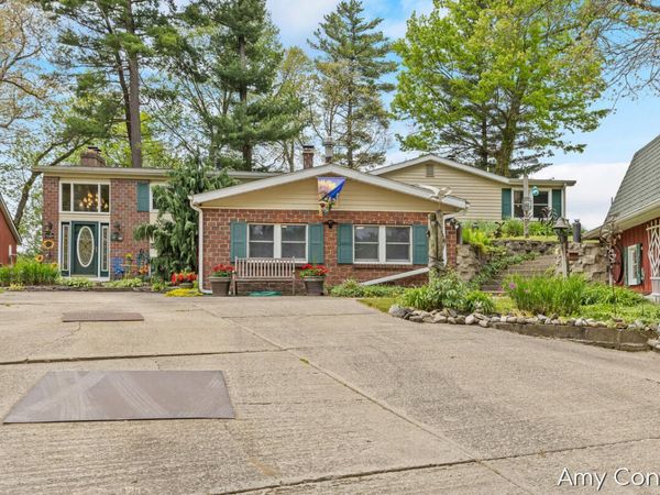875 Bruce Drive, Middleville, MI 49333