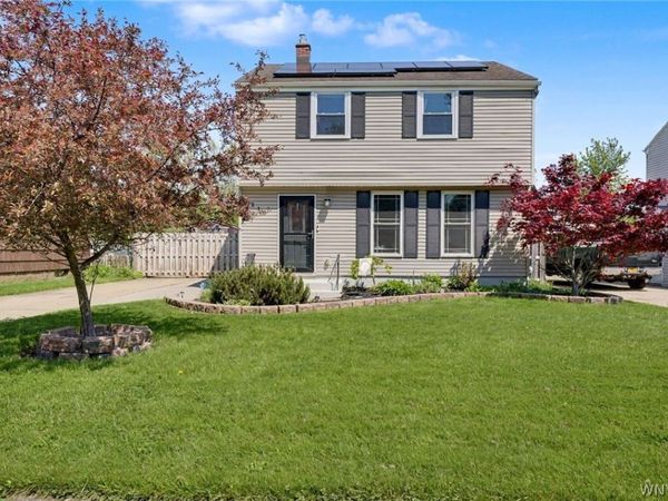 210 Woodcrest Drive , West Seneca, NY 14220