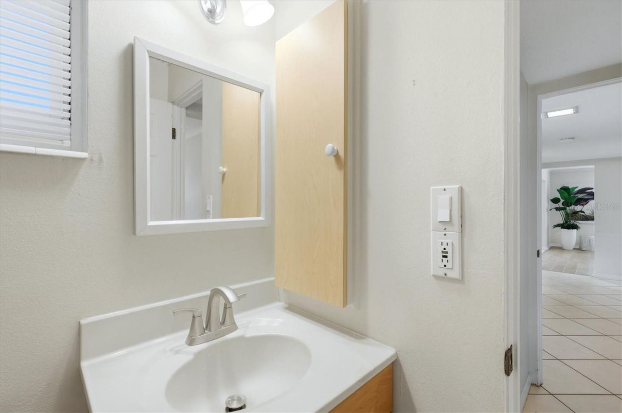 4208 Roxane Boulevard , Unit 95, Sarasota, FL 34235 Photo