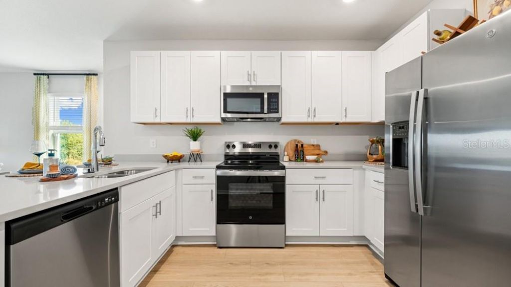 6530 Equinox Lane N, North Fort Myers, FL 33917 Photo