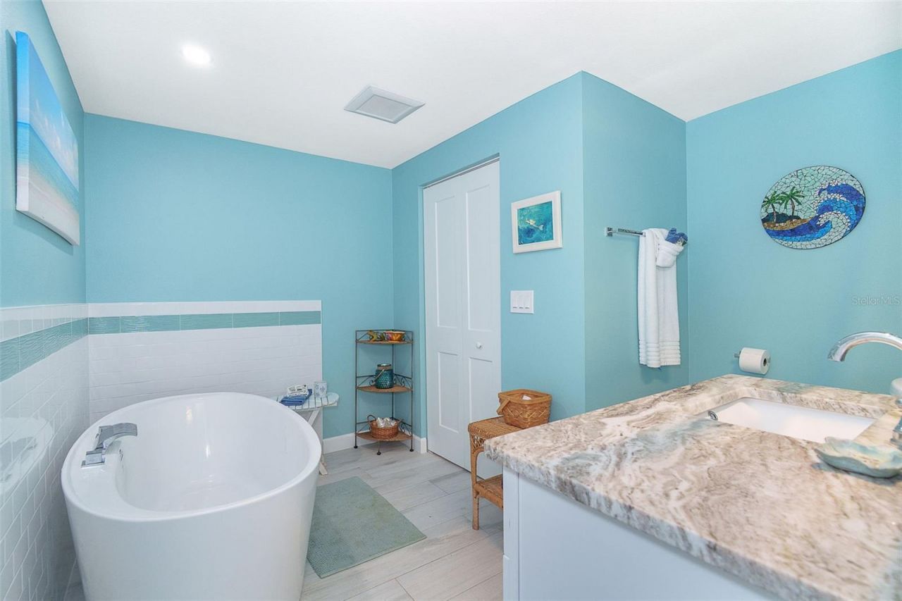 2980 N Beach Road, Unit C2-4, Englewood, FL 34223 Photo