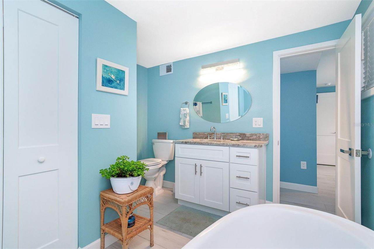 2980 N Beach Road, Unit C2-4, Englewood, FL 34223 Photo