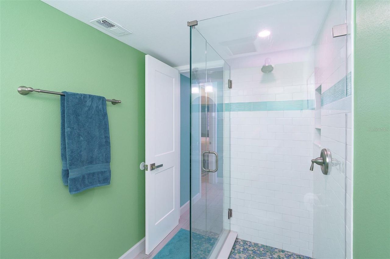 2980 N Beach Road, Unit C2-4, Englewood, FL 34223 Photo