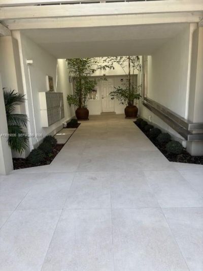 290 Sunrise Dr , Unit 208, Key Biscayne, FL 33149 Photo