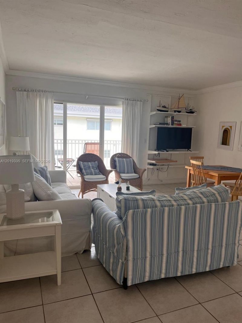 290 Sunrise Dr , Unit 208, Key Biscayne, FL 33149 Photo