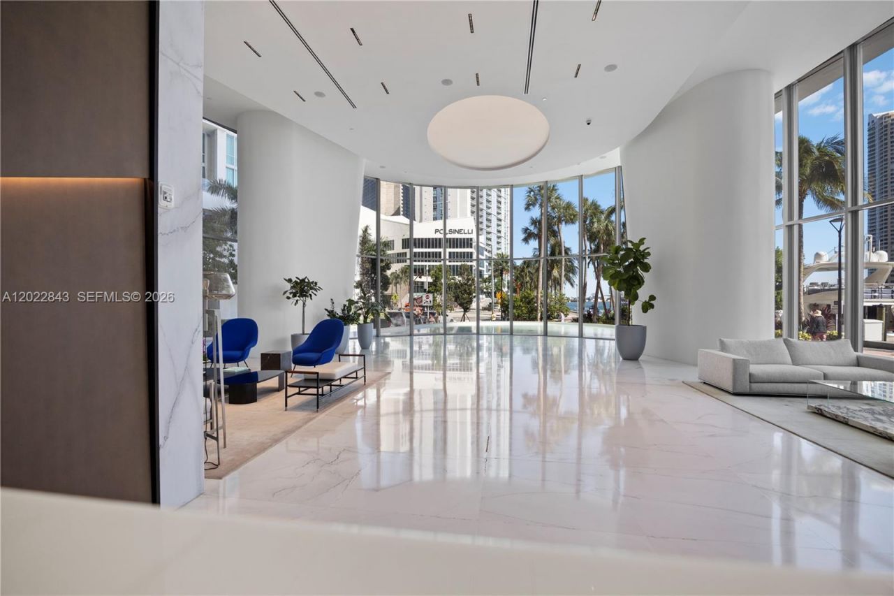300 Biscayne Blvd Way , Unit 1102, Miami, FL 33131 Photo