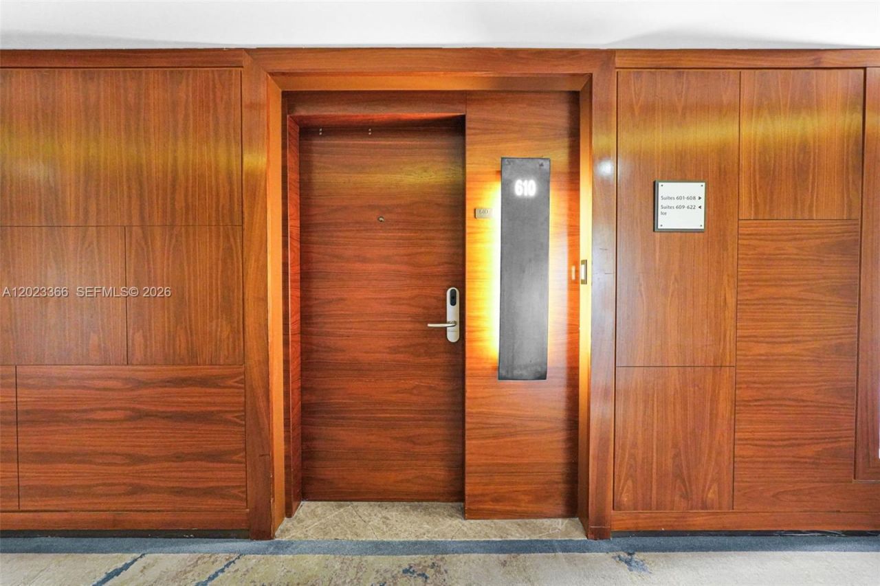 6801 Collins Ave , Unit 611 (Door , Miami Beach, FL 33141 Photo