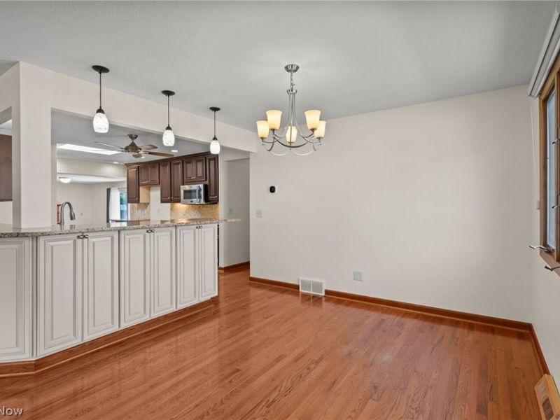 6294 Old Virginia Lane , Parma Heights, OH 44130 Photo 26