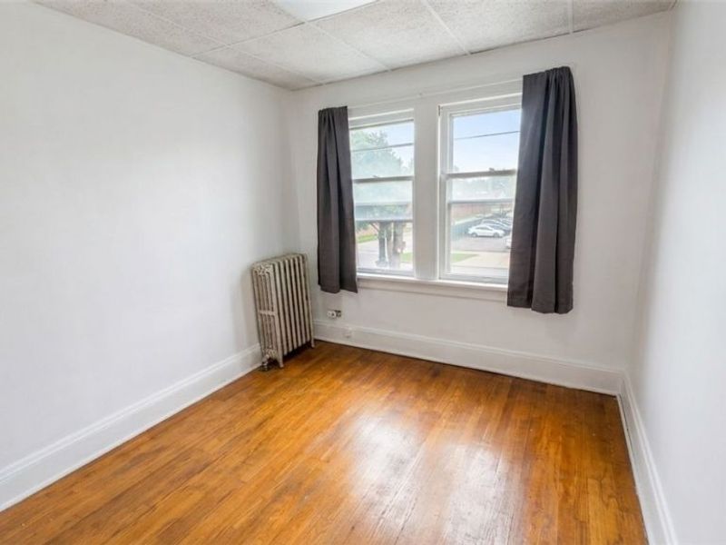 4764 Pearl Road, Cleveland, OH 44109 Photo 12