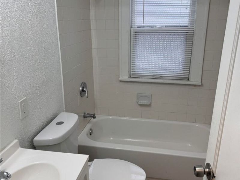 13805 Othello Avenue, Cleveland, OH 44110 Photo 22