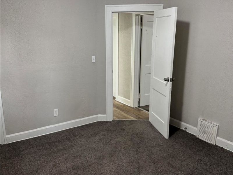 13805 Othello Avenue, Cleveland, OH 44110 Photo 25