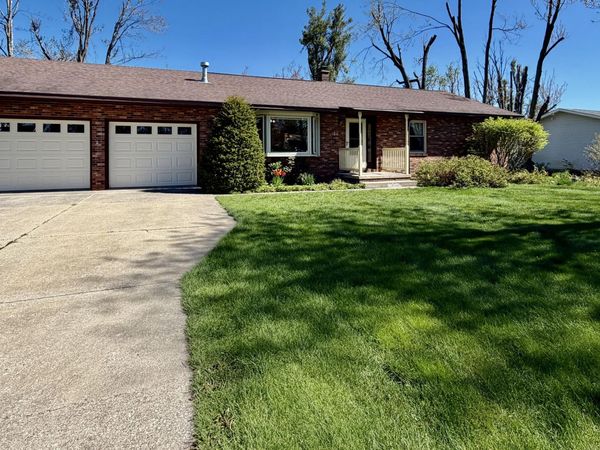 1816 Baden Strasse, Gaylord, MI 49735