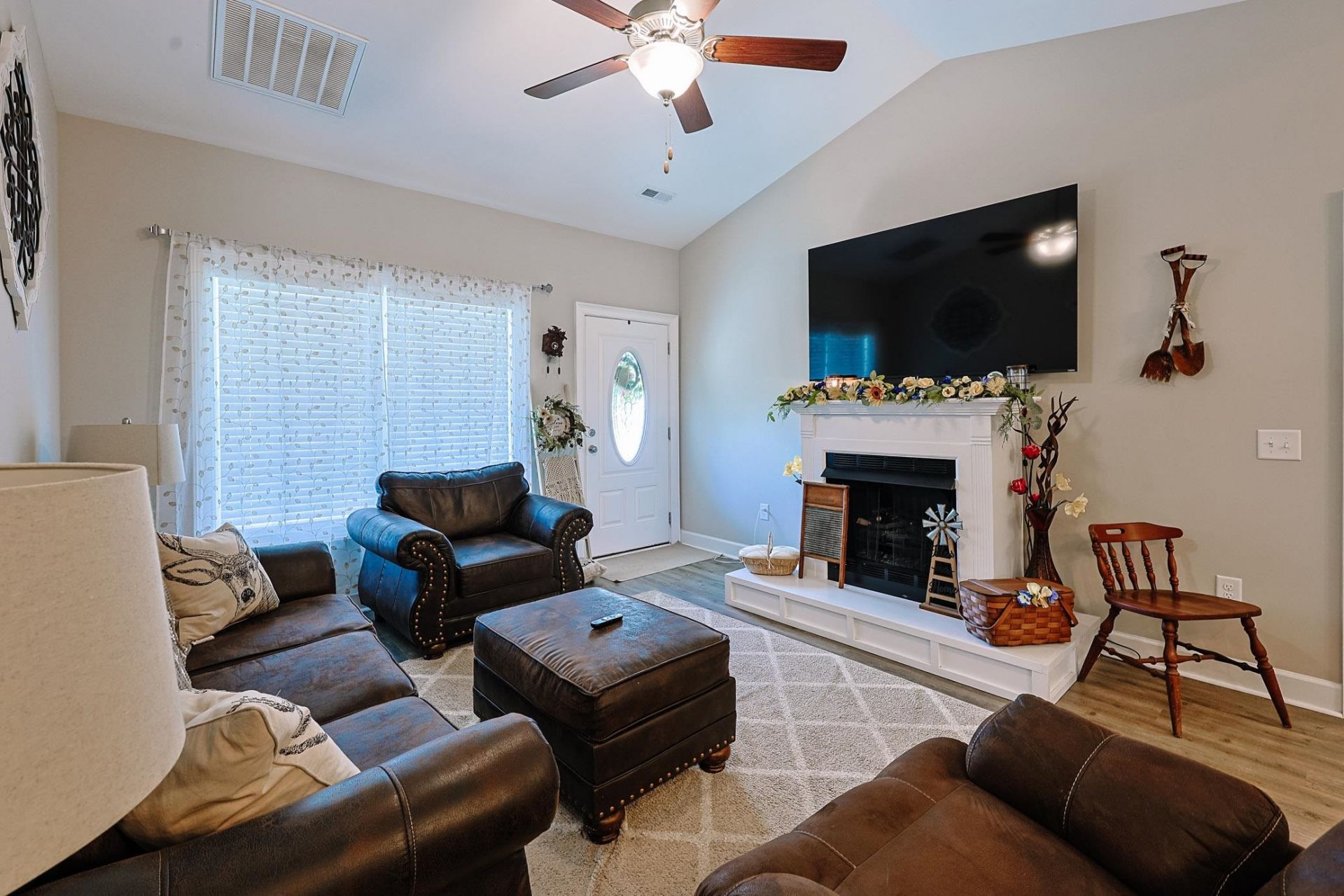 3520 Edwards Rd.  Photo 7