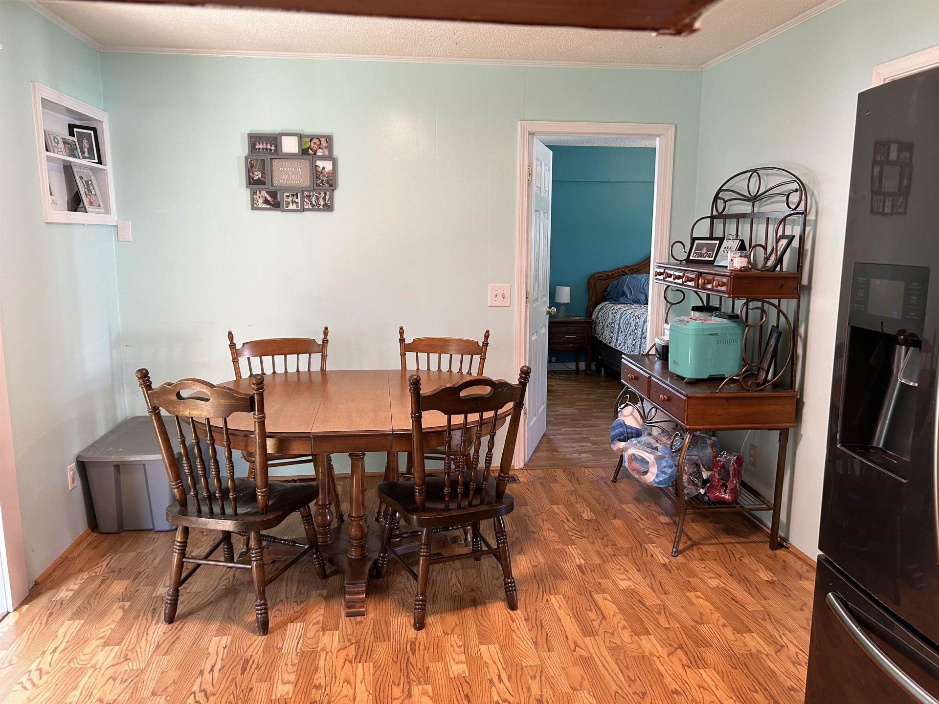 387 Byrnes Circle  Photo 6