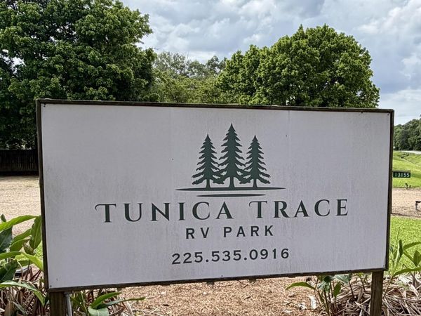 13157 Tunica Trace, St Francisville, LA 70775