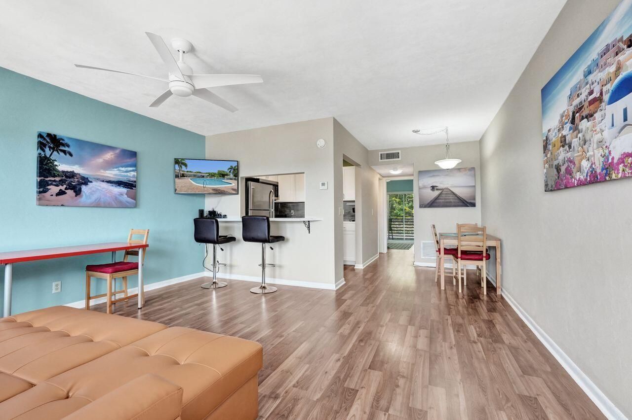 3120 Cynthia Lane, Unit 207, Lake Worth Beach, FL 33461 Photo
