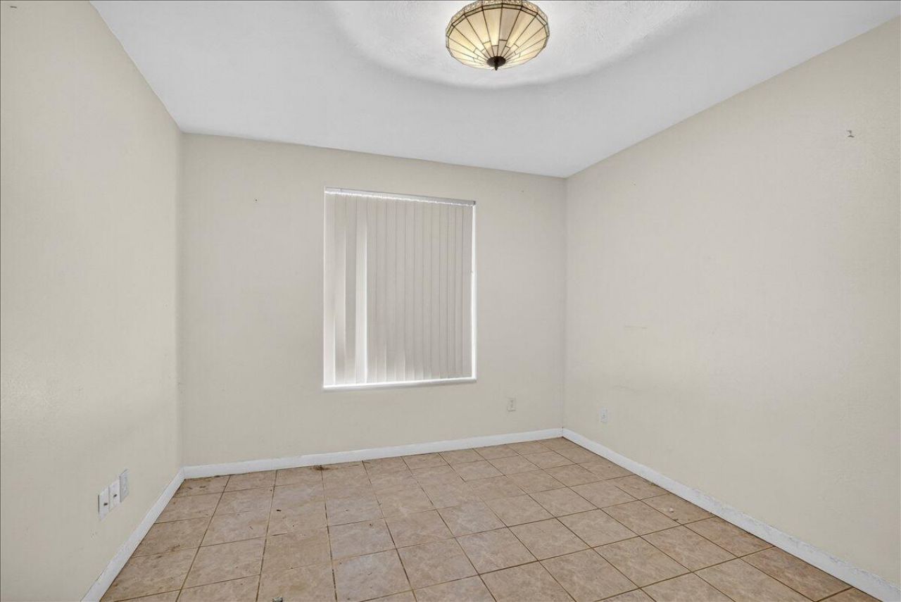 4240 NW 74th Avenue, Lauderhill, FL 33319 Photo
