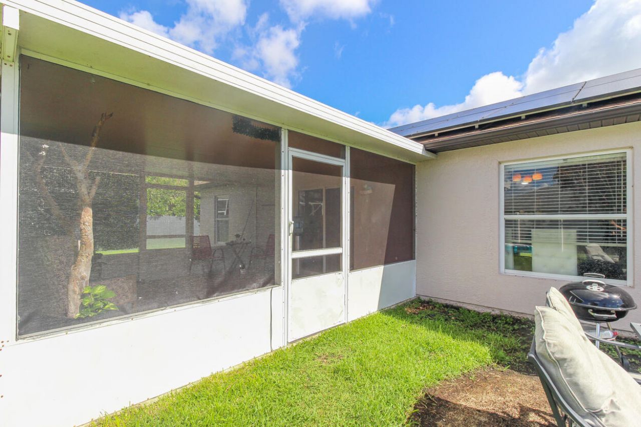 2718 SW Hamilton Avenue, Port Saint Lucie, FL 34987 Photo