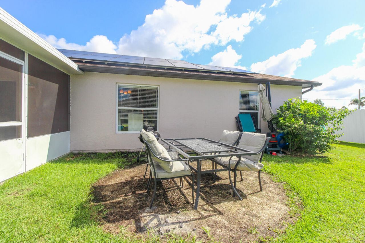 2718 SW Hamilton Avenue, Port Saint Lucie, FL 34987 Photo