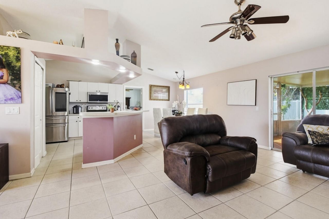 2718 SW Hamilton Avenue, Port Saint Lucie, FL 34987 Photo