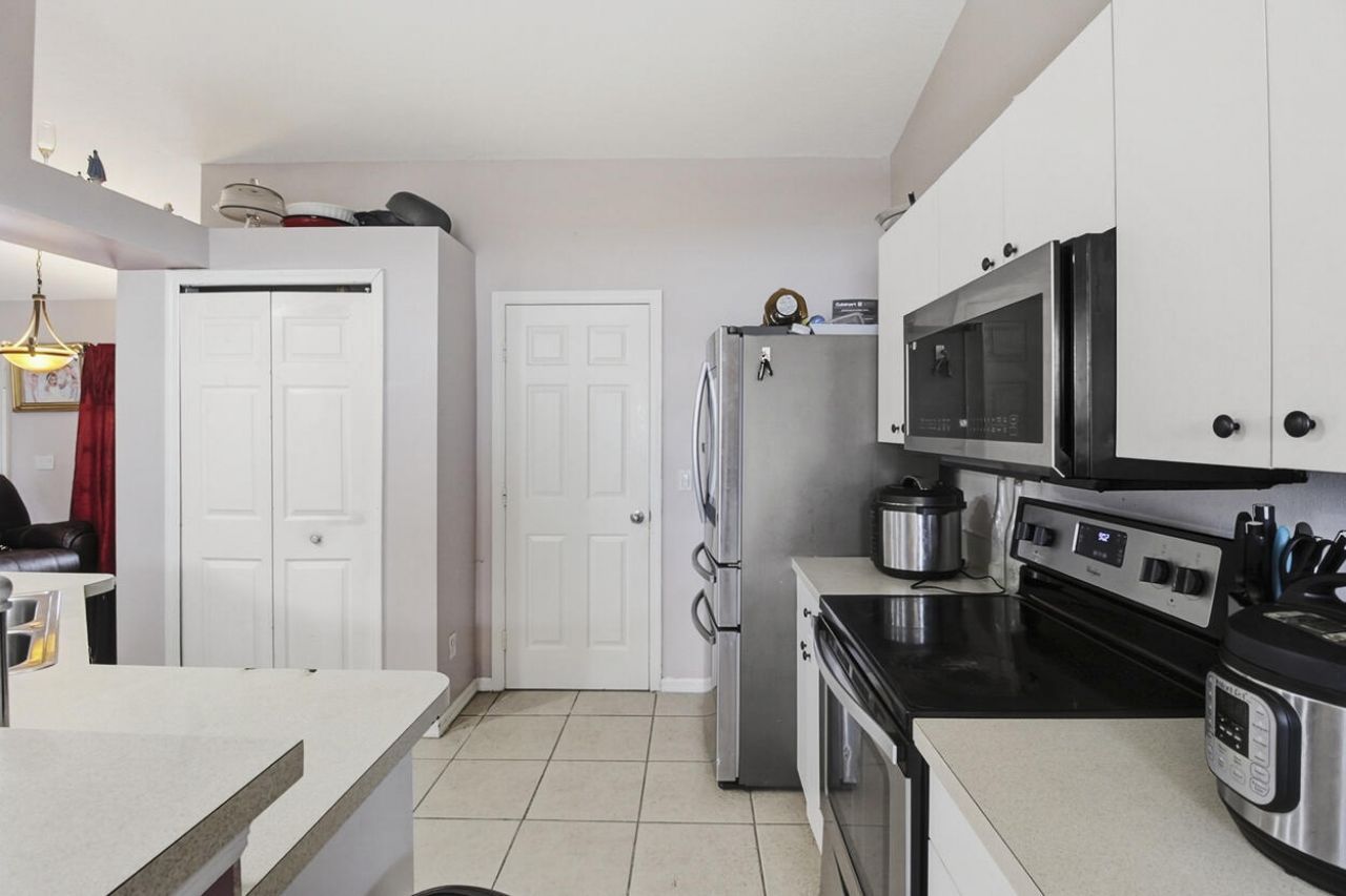 2718 SW Hamilton Avenue, Port Saint Lucie, FL 34987 Photo