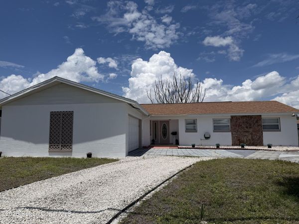1410 W Central Avenue , Merritt Island, FL 32952