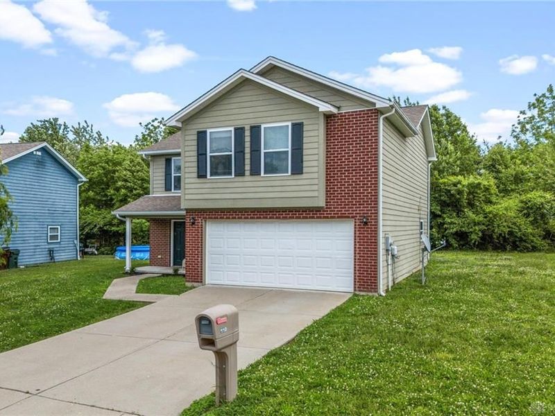 110 Kaitlin Way, Monroe, OH 45050 Photo 2