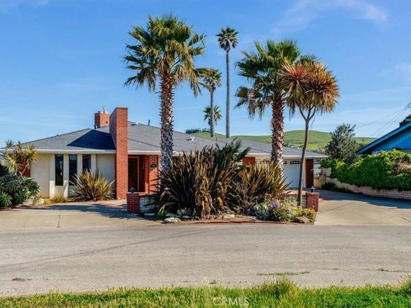 489 Sunset Court, Morro Bay, CA 93442