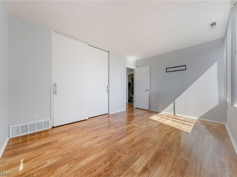 25735 Lorain Road, Unit 513, North Olmsted, OH 44070 Photo 6