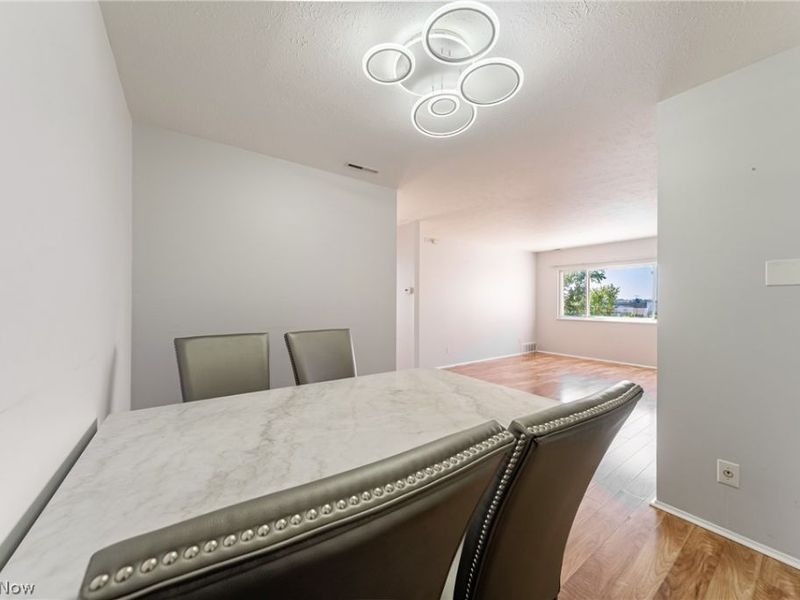 25735 Lorain Road, Unit 513, North Olmsted, OH 44070 Photo 7