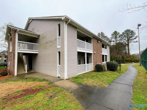 6634 Willow Point Drive NW, Unit F, Huntsville, AL 35806