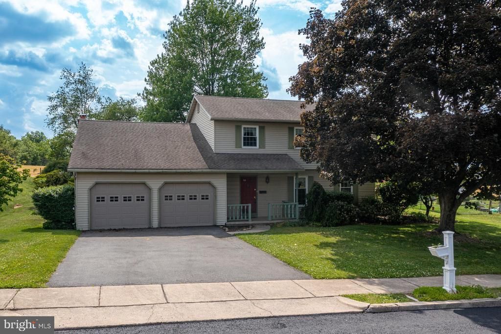 140 HOCH AVENUE, TOPTON, PA 19562