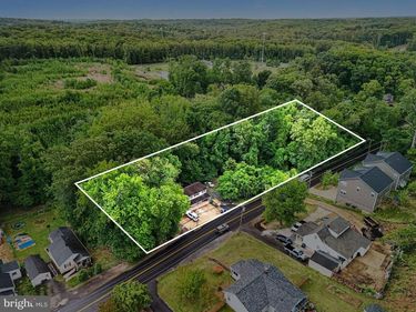 18559 OLD TRIANGLE ROAD , TRIANGLE, VA 22172