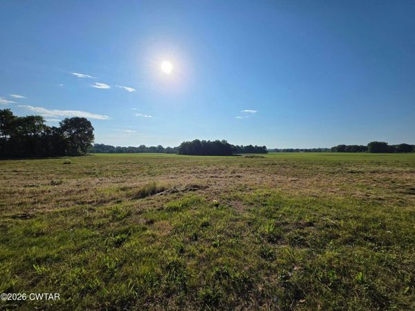 2101 HIGHWAY 18 HWY, Medon, TN 38356