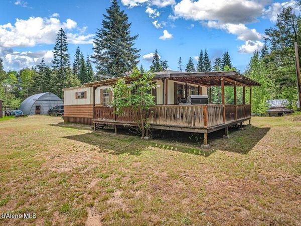 876 Dufort RD , Sagle, ID 83860