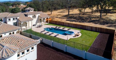 2070 W Green Springs Rd, El Dorado Hills, CA 95762 Photo