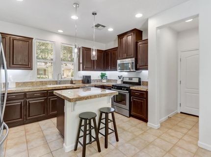 170 Wapello Cir, Sacramento, CA 95835 Photo