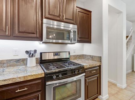 170 Wapello Cir, Sacramento, CA 95835 Photo