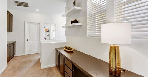 170 Wapello Cir, Sacramento, CA 95835 Photo