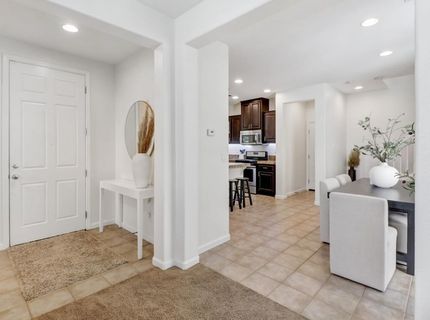 170 Wapello Cir, Sacramento, CA 95835 Photo