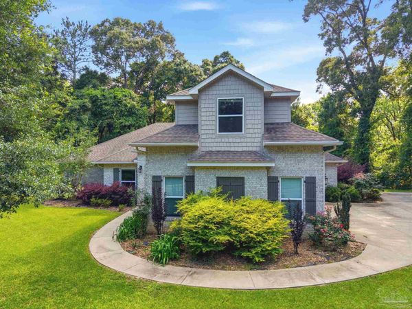 5800 S Mosley Ln, Crestview, FL 32539