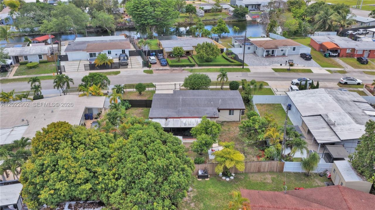 10730 SW 47th St , Miami, FL 33165 Photo