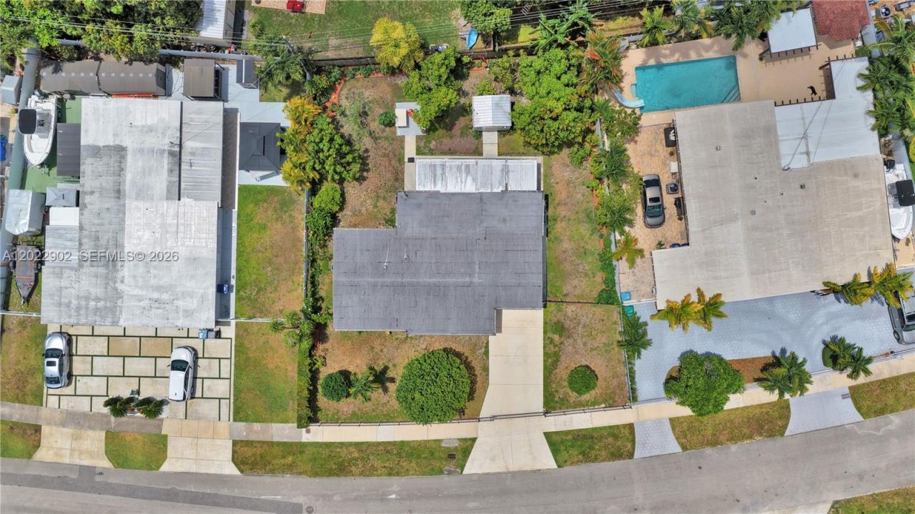 10730 SW 47th St , Miami, FL 33165 Photo